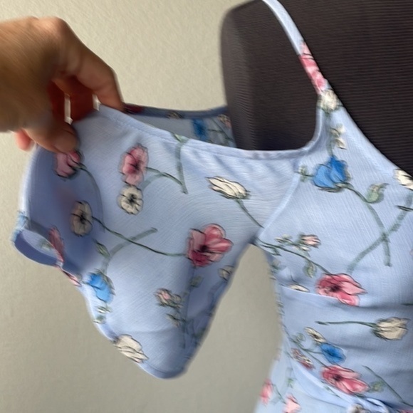 Lush dress floral softgirl size Small cold shoulder spagetti strap - Picture 3 of 11
